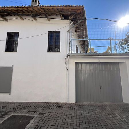 שקודר Onetwosleep Guesthouse מראה חיצוני תמונה