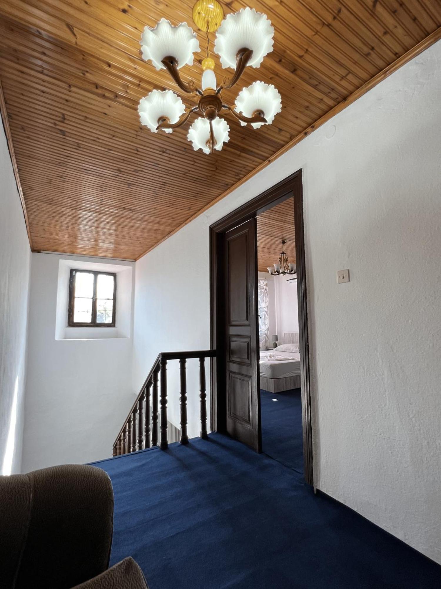 שקודר Onetwosleep Guesthouse מראה חיצוני תמונה