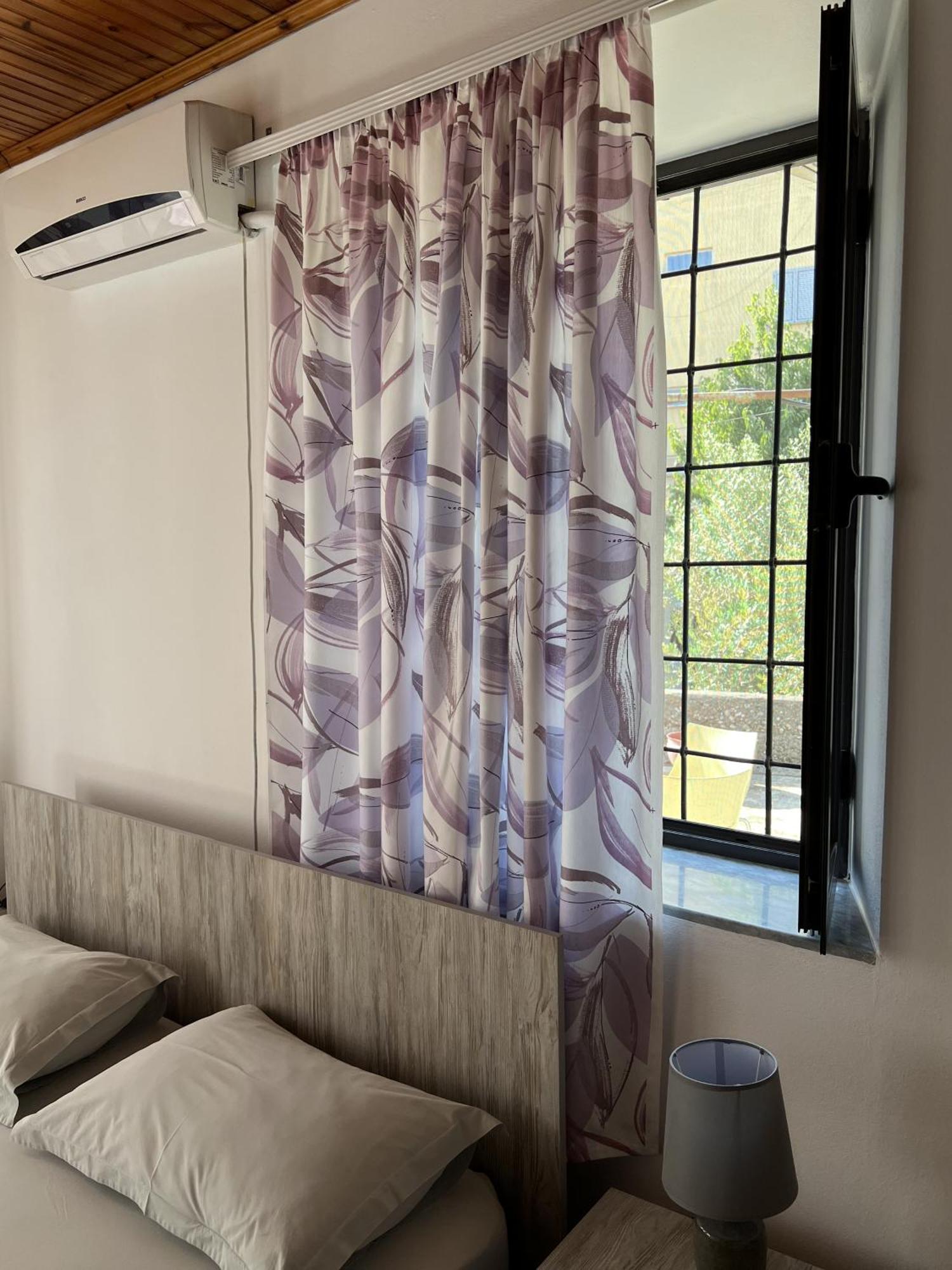 שקודר Onetwosleep Guesthouse מראה חיצוני תמונה