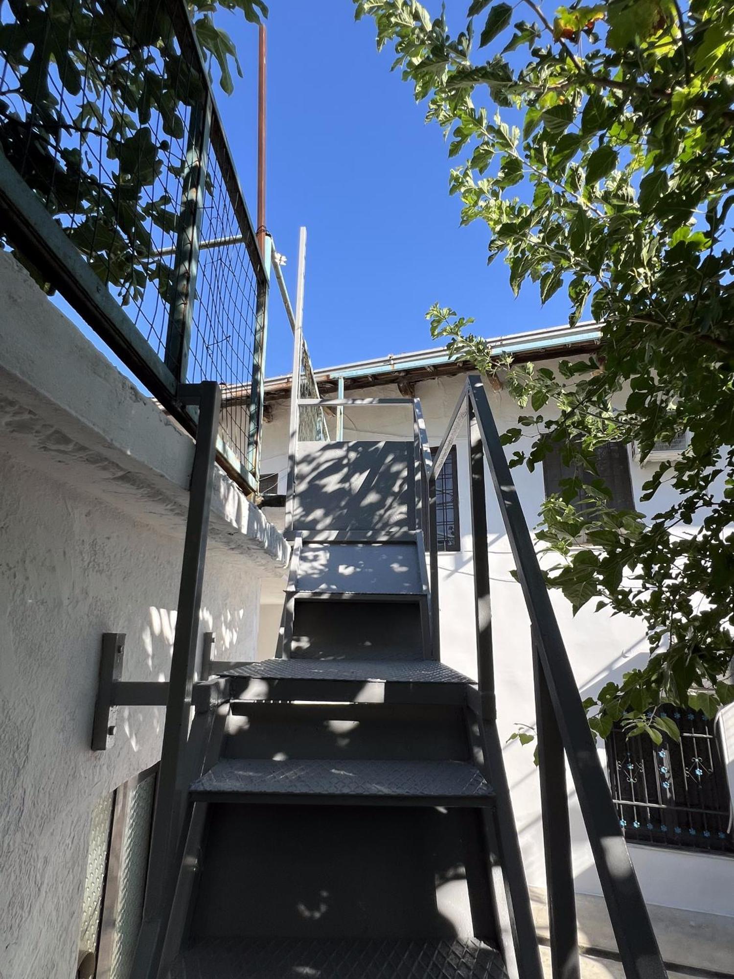 שקודר Onetwosleep Guesthouse מראה חיצוני תמונה