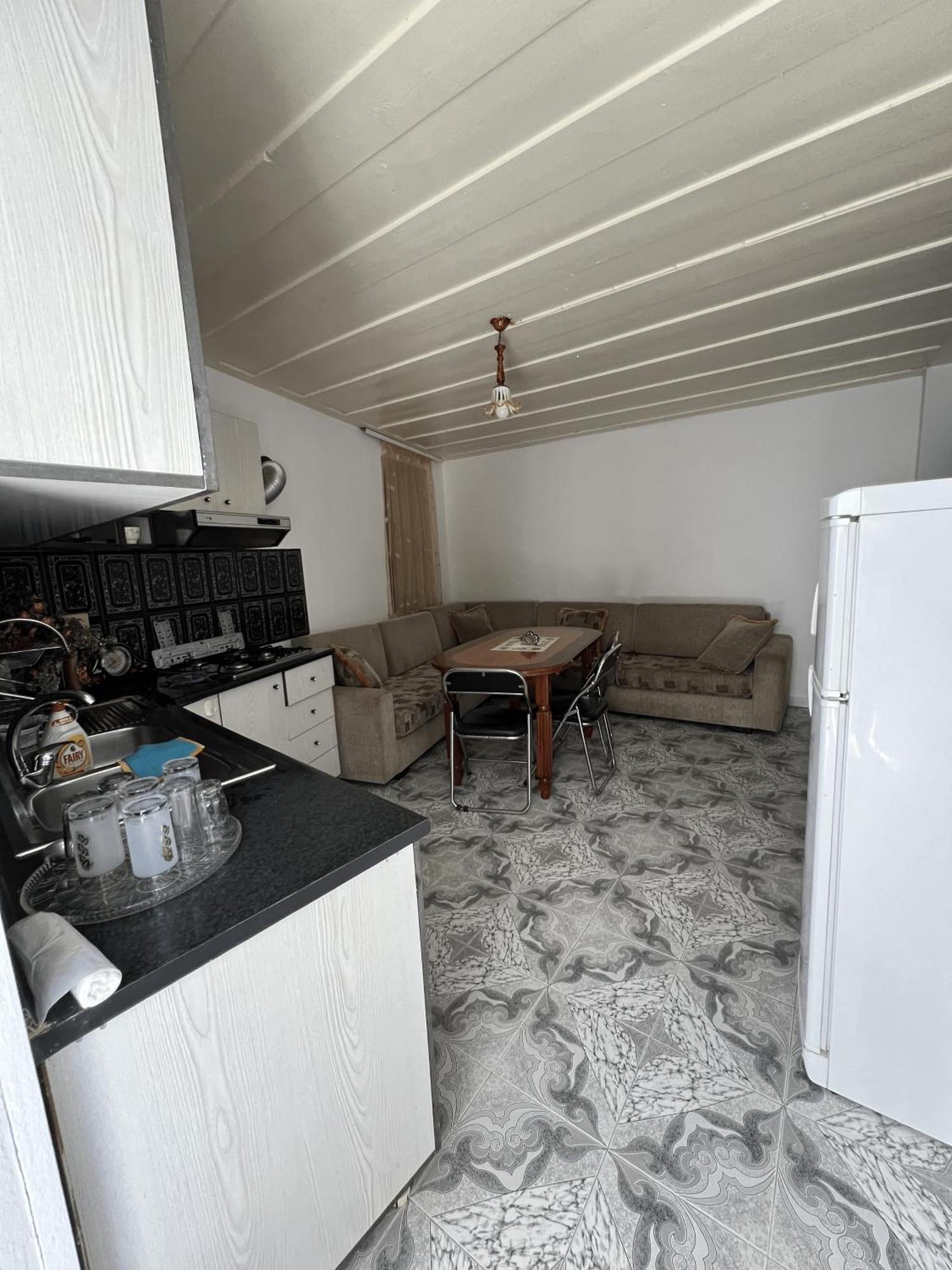 שקודר Onetwosleep Guesthouse מראה חיצוני תמונה